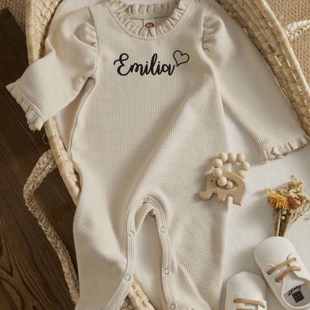 Baby Clothing Names - 新生児用のパーソナライズされた水遊びプール,男の子と女の子の赤ちゃん用の柔らかいジャンプスーツ,名前でパーソナライズされた,フリル付き