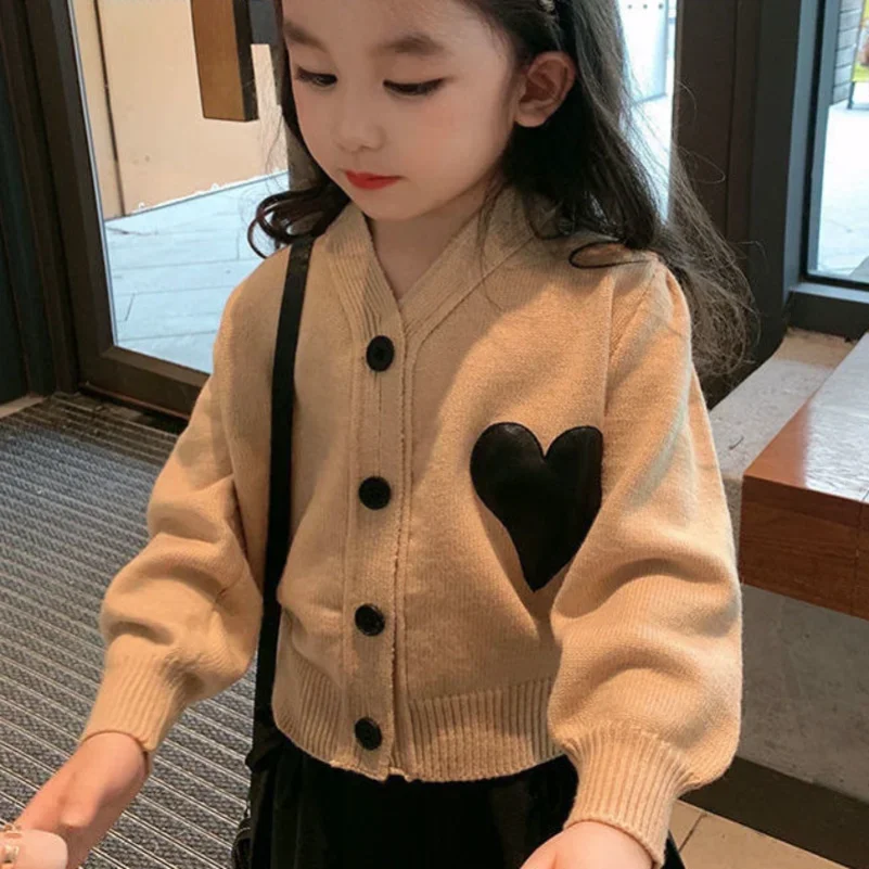 2023 春秋女の子ジャンパー愛カーキ幼児男の子トップスセー - Baby Clothing Jumper のレビューと価格